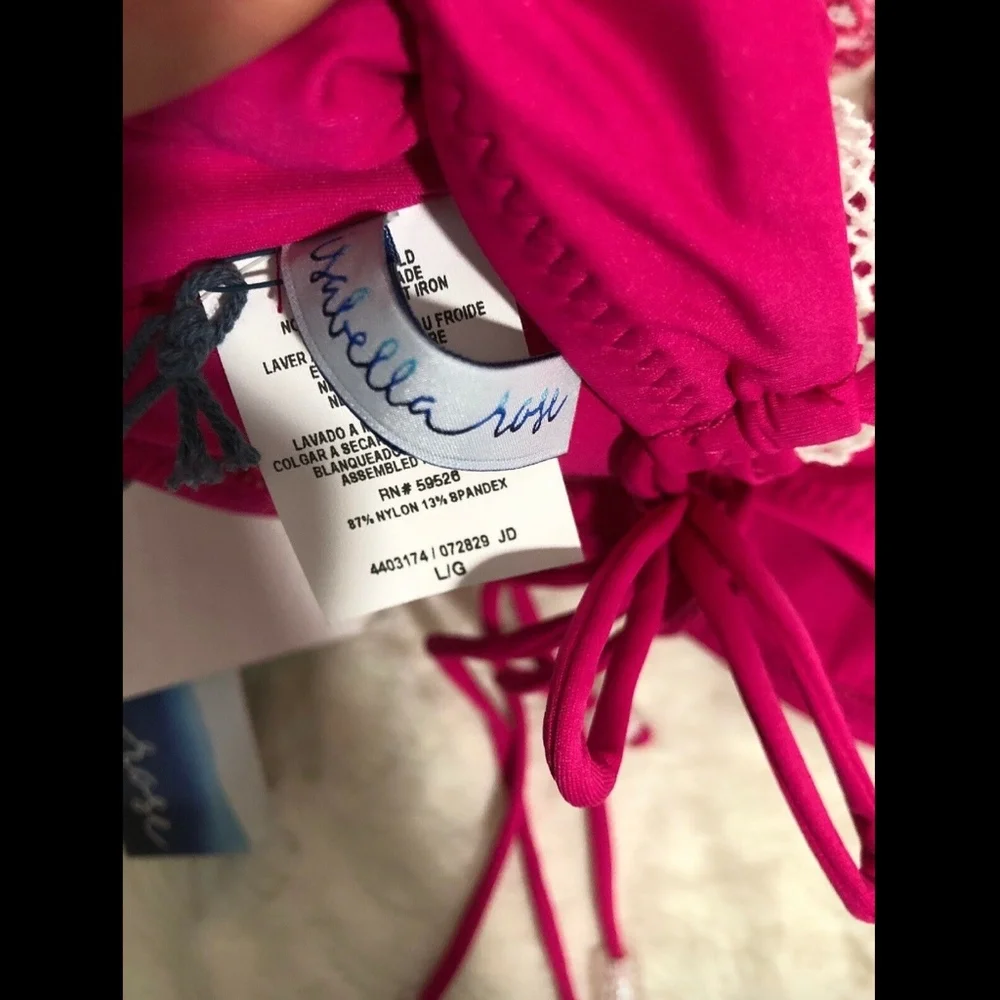 NWT Isabella Rose Trellis High‎ Neck Bikini Top
